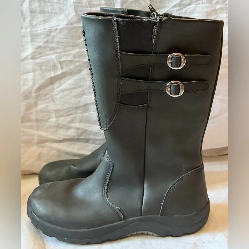 Keen girls waterproof Bern winter Boots Sz 5